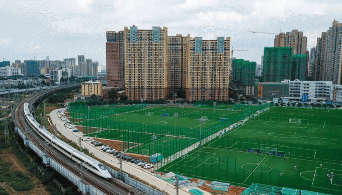 últimas notícias da empresa sobre AVG instalou um do parque o mais grande do futebol em China!  0