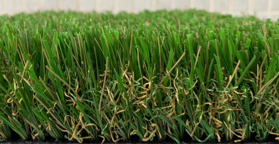 CHINA Torne o relvado artificial do gramado da falsificação da grama do jardim de 40mm fornecedor