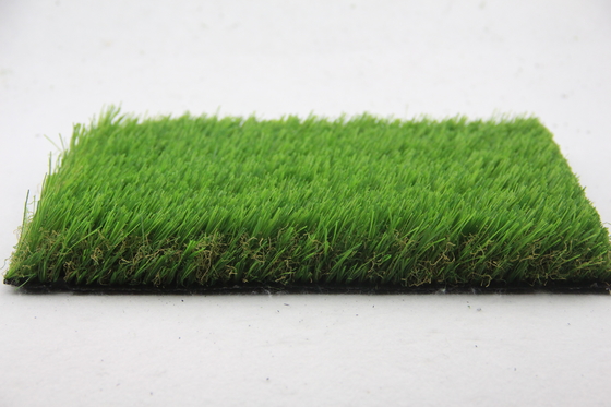 CHINA Gramado plástico interno da cor verde que ajardina a grama de tapete artificial sintética do relvado 40mm para o jardim fornecedor