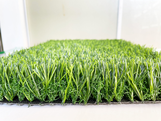 A fábrica produz a grama sintética inofensiva do rolo artificial da grama 45mm para o jardim fornecedor